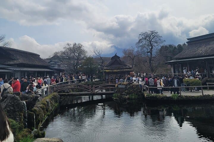 Private Car tour to Mt. Fuji/Hakone with English Driver/Guide — photo 5