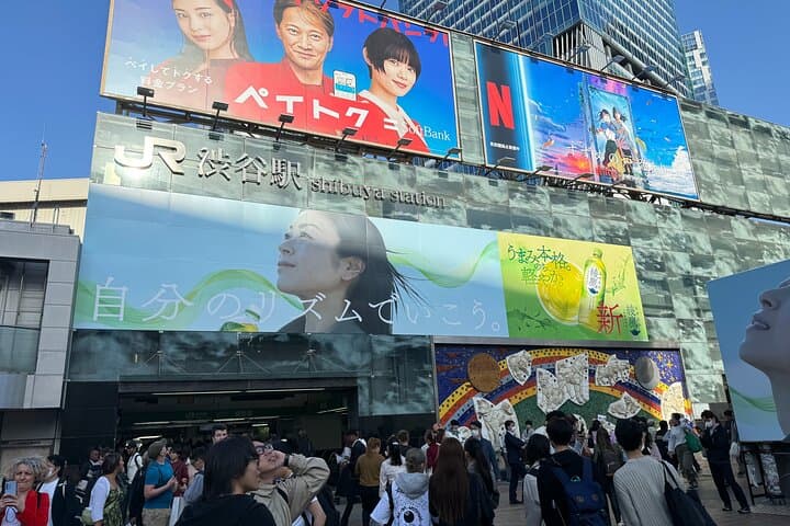 Tokyo Shibuya, Harajuku, and Meiji Jingu Youth Culture Tour — photo 15