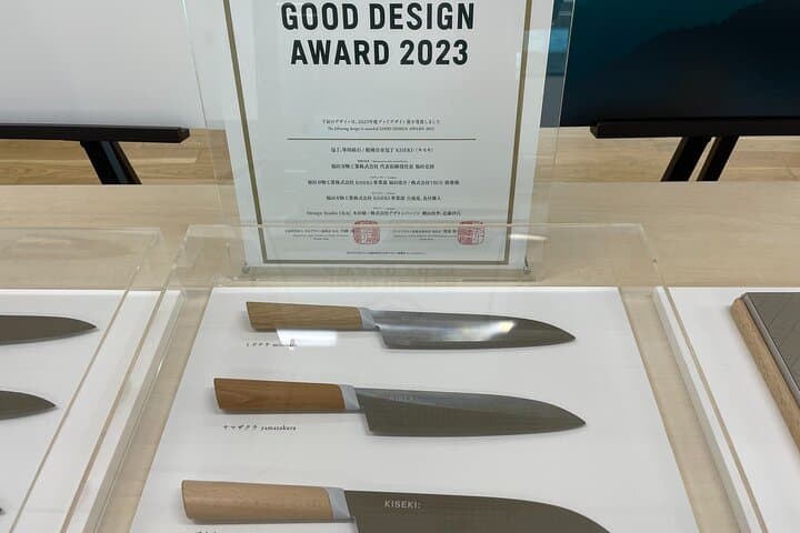 Create Your Own Pocket Knife in Miracle Kitchen Knife Factory — photo 12