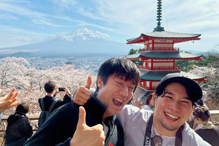 From Tokyo to Mount Fuji! Private Car Tour by Eng Speaking Driver — photo 1