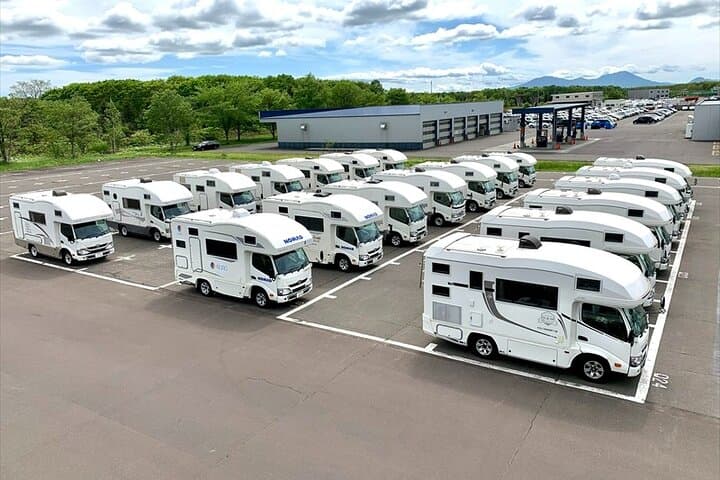 Luxury Camping Car rental in Hokkaido Adventure — photo 10