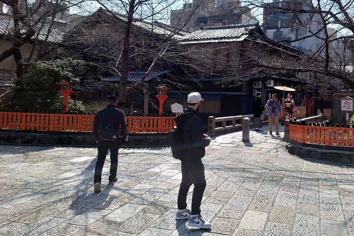 Start from Kyoto Station: Early Morning E-Bike Tour with Kyotoite — photo 6