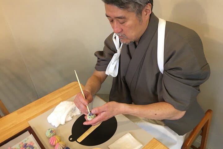 Ginza MANNENDO Wagashi Workshop with Master Yoshi — photo 8
