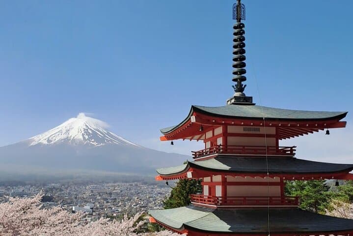 Mt Fuji Day Tour by Car With English Speaking Chauffeurs — photo 10