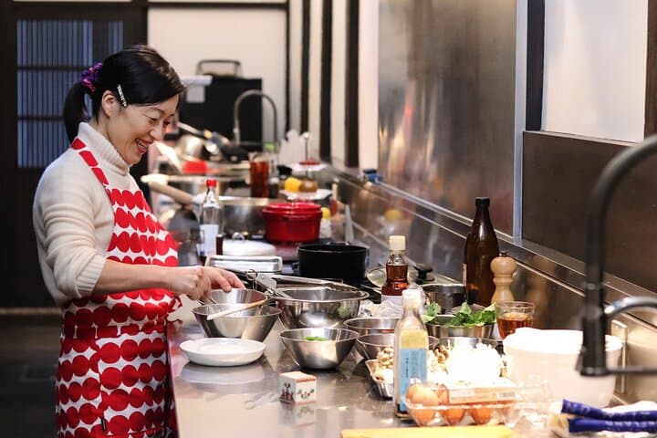 Traditional Obentou Cooking Class in a Kyoto Café with Masayo — photo 3