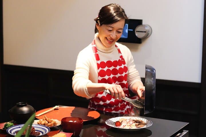 Traditional Obentou Cooking Class in a Kyoto Café with Masayo — photo 5