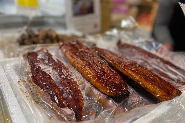 Classic Tsukiji Food Tour — photo 3