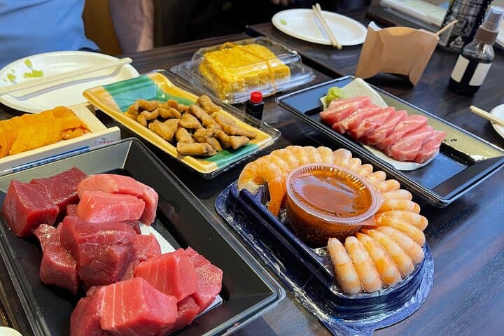 Classic Tsukiji Food Tour — photo 4