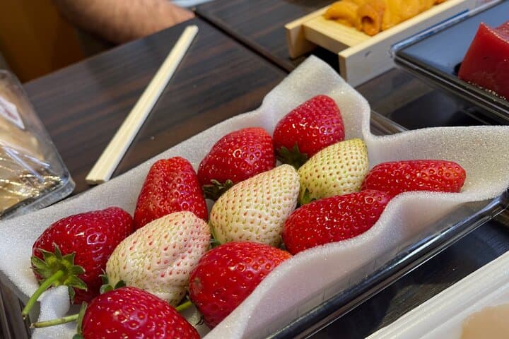 Classic Tsukiji Food Tour — photo 7