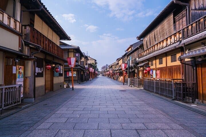 Gion and Kiyomizu Temple Tour to enjoy Kyoto in a short time — photo 2