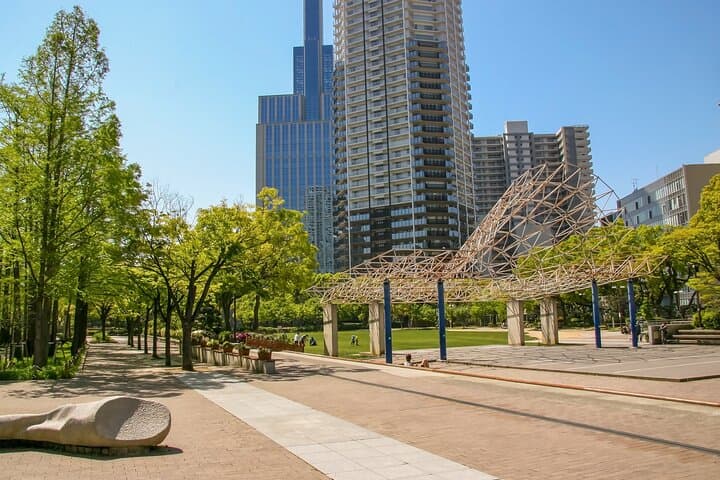 Kobe Coastal Charm: Harborland & Scenic Views Private Tour — photo 4