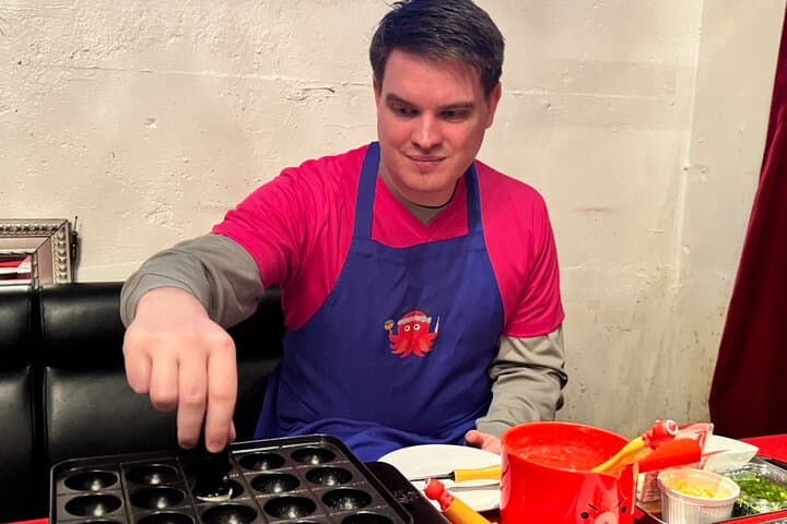 TAKOYAKI Cooking Class with All-you-can-drink in Tokyo, Roppongi — photo 11