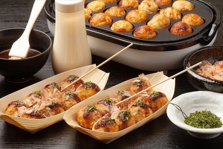 TAKOYAKI Cooking Class with All-you-can-drink in Tokyo, Roppongi — photo 5