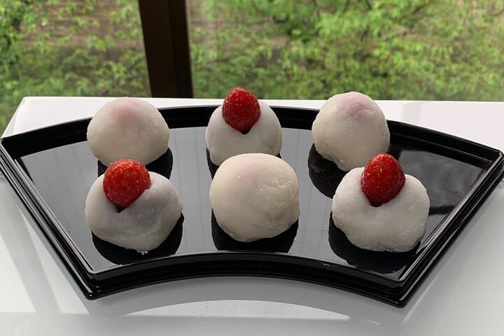 2 Hours Mochi &Nerikiri Making & Matcha Class in Bunkyo — photo 7