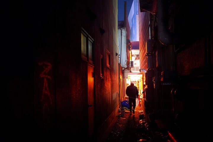Tokyo Cyberpunk Street Photo Workshop — photo 3