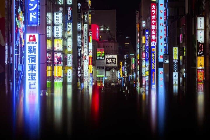 Tokyo Cyberpunk Street Photo Workshop — photo 19