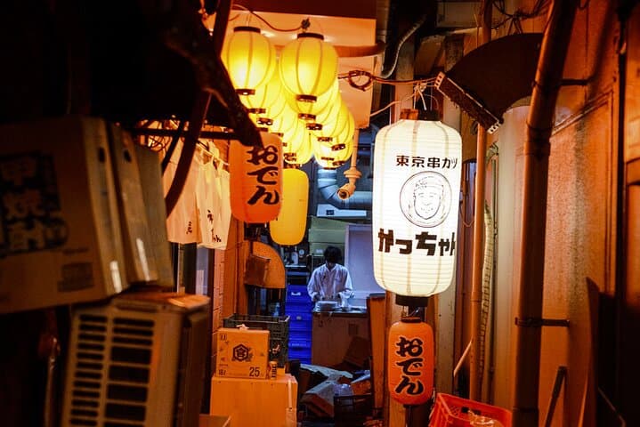 Tokyo Cyberpunk Street Photo Workshop — photo 18
