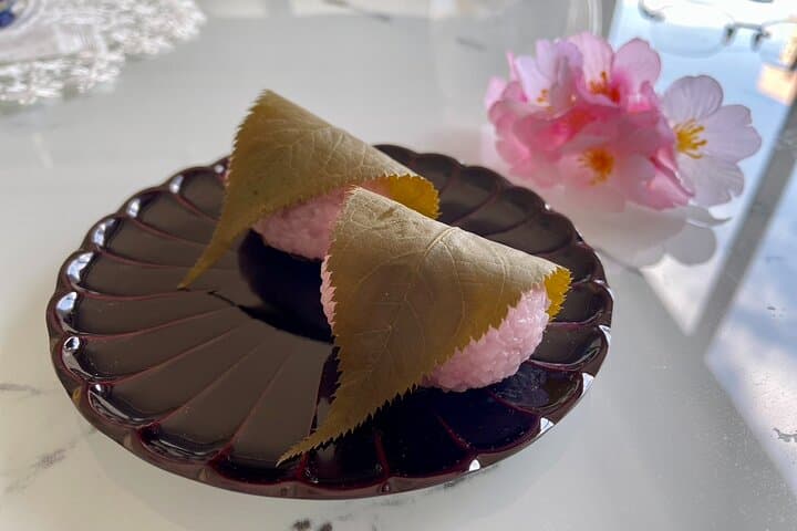 2 Hours Mochi &Nerikiri Making & Matcha Class in Bunkyo — photo 5