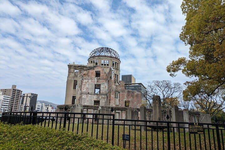 Hiroshima Peace Memorial and Atomic Bomb Dome Private Tour — photo 6