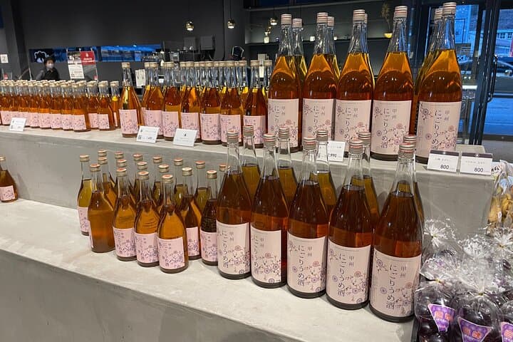 Mt. Fuji, Onsen (tattoo ok) & Japanese Sake, Wine & Whiskey tour — photo 14