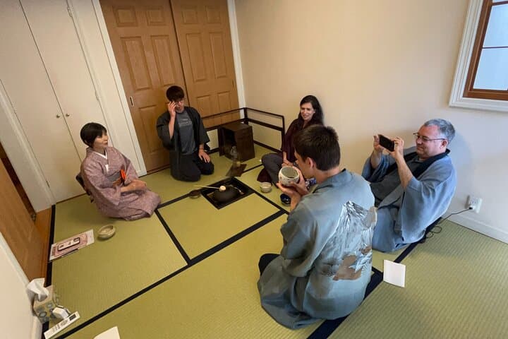 Japanese Tea Ceremony at Private Home in Yokohama, suburban Tokyo — photo 7