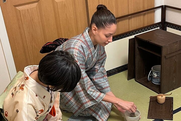 Japanese Tea Ceremony at Private Home in Yokohama, suburban Tokyo — photo 9