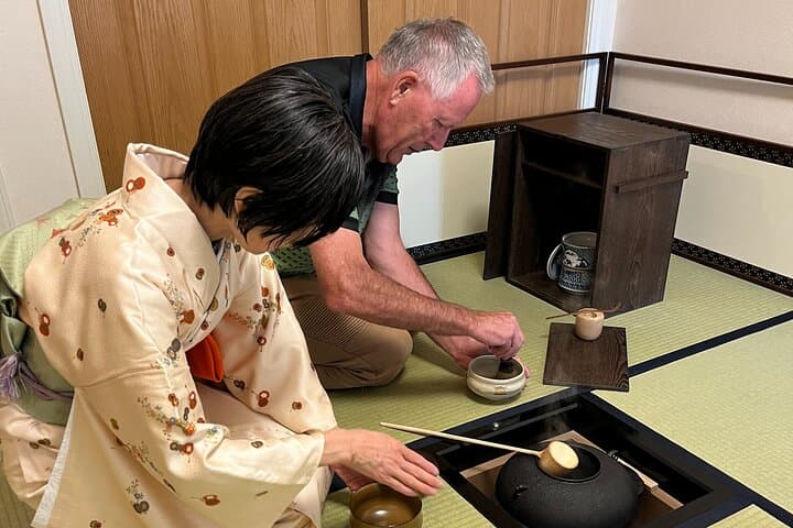 Japanese Tea Ceremony at Private Home in Yokohama, suburban Tokyo — photo 11