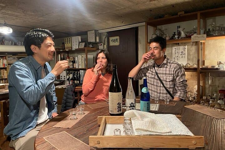 Hidden Sake Tasting And Izakaya Gourmet Tour in Osaka