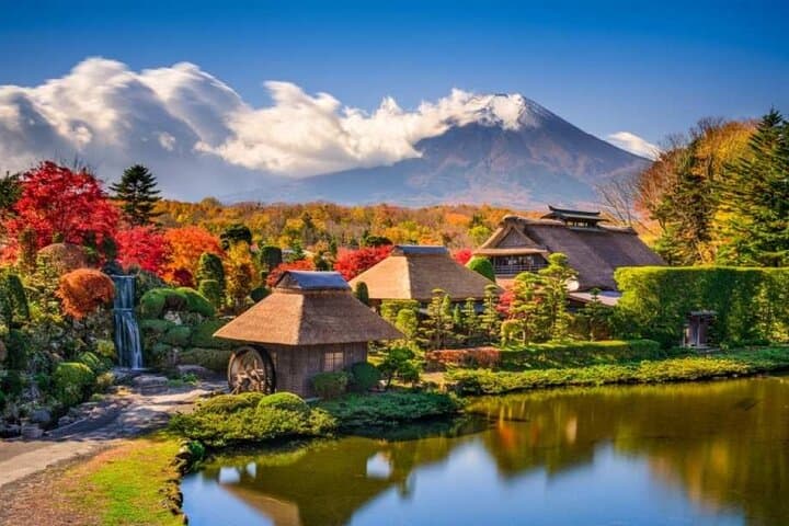 Mount Fuji, Oshino Hakkai and Park Sightseeing Day Tour — photo 3