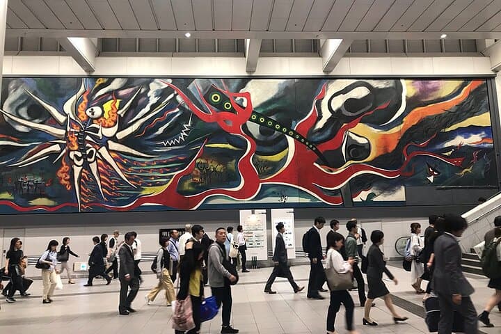 Tokyo Shibuya Crossing & Hidden Streets Walking Tour — photo 11