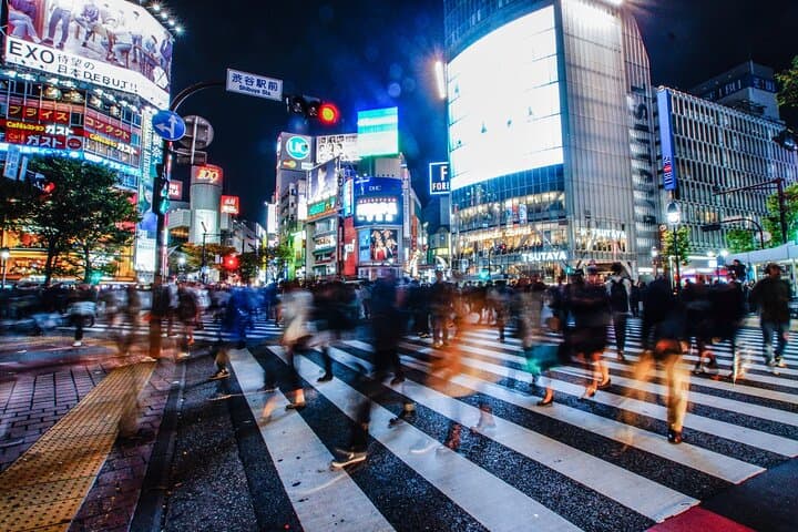 Tokyo Shibuya Crossing & Hidden Streets Walking Tour — photo 15