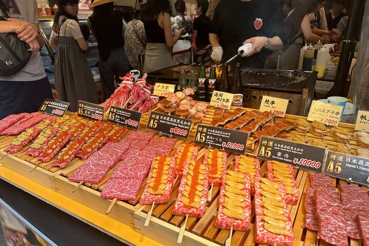 Tsukiji Outer Market Tour with Unlimited Sake Tastings — photo 2