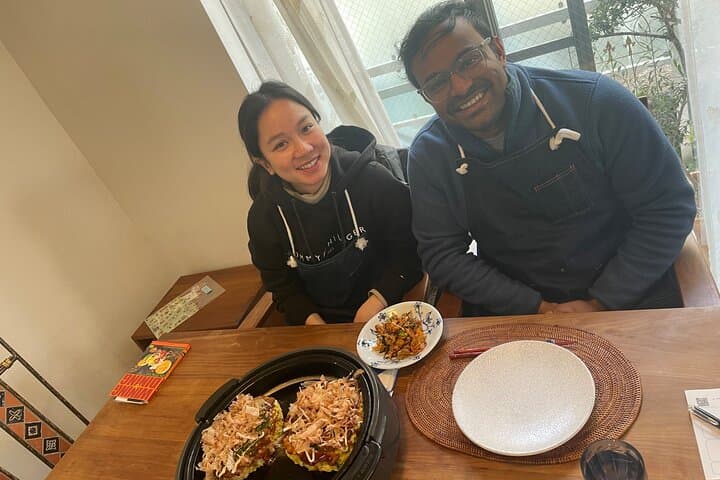 Small-Group Osaka-Style Okonomiyaki Cooking Class — photo 14