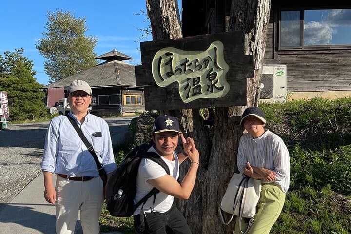 Mt FUJI - Panoramic Tour w/ Hoto Lunch, JP Sake & Onsen tatto OK! — photo 7