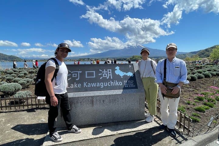 Mt FUJI - Panoramic Tour w/ Hoto Lunch, JP Sake & Onsen tatto OK! — photo 13