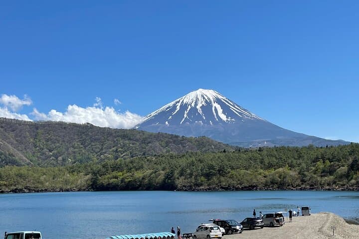Mt FUJI - Panoramic Tour w/ Hoto Lunch, JP Sake & Onsen tatto OK! — photo 14