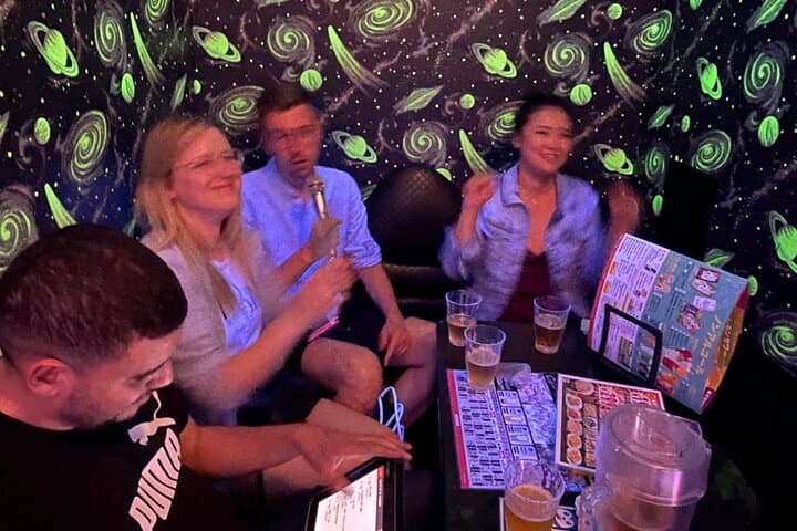 Guided Kabukicho Deepdive -All U Can Drink Izakaya & Sake Tasting — photo 9