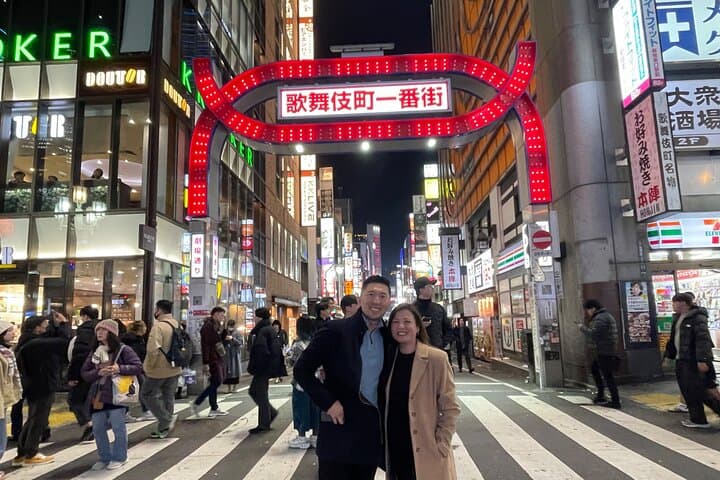 Guided Kabukicho Deepdive -All U Can Drink Izakaya & Sake Tasting — photo 10