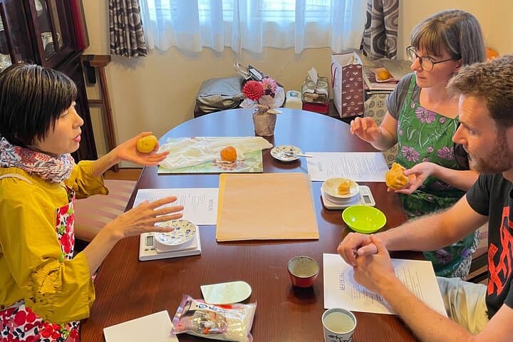 Let's make Wagashi at private home in Yokohama, suburban Tokyo — photo 5