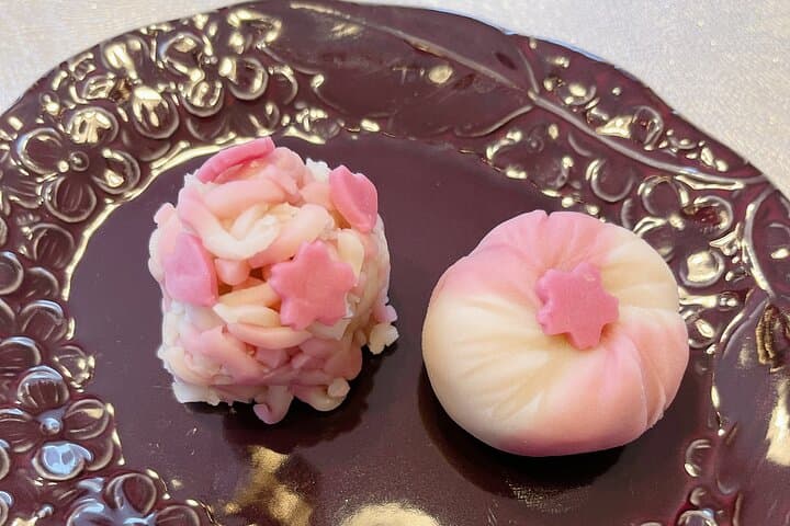 Let's make Wagashi at private home in Yokohama, suburban Tokyo — photo 14