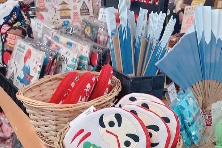 2 Hour Private Tokyo Downtown Kameido Good Fortune Tour — photo 4