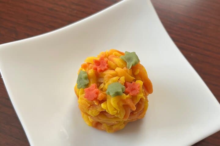 Japanese Sweets Making & Tea Ceremony in Yokohama, suburban Tokyo — photo 9