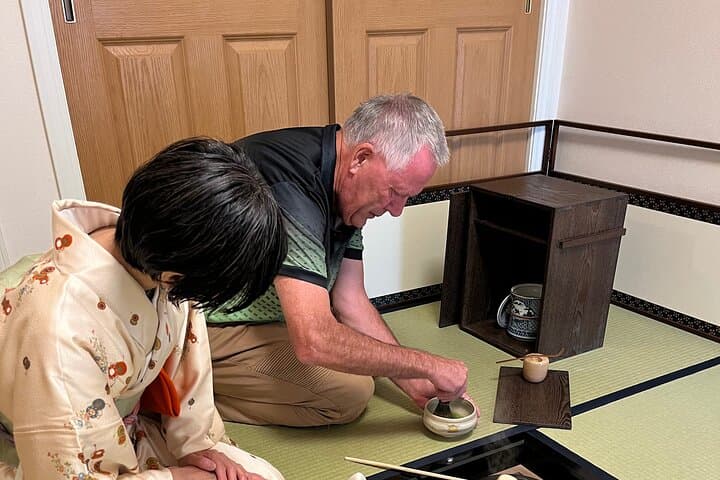 Japanese Sweets Making & Tea Ceremony in Yokohama, suburban Tokyo — photo 13