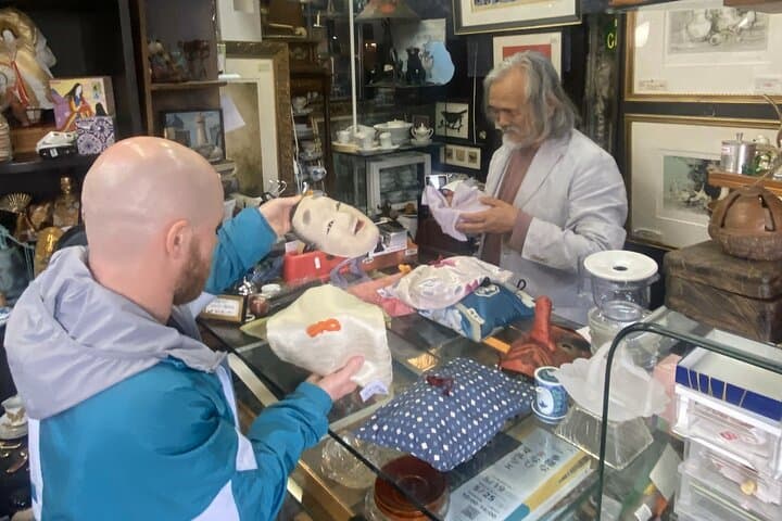 Tour of antique shops, cultural stores known only to the locals — photo 15