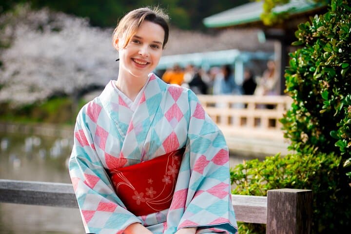 Kamakura Tour with Pro Photographer: Tsurugaoka Hachimangu shrine — photo 5