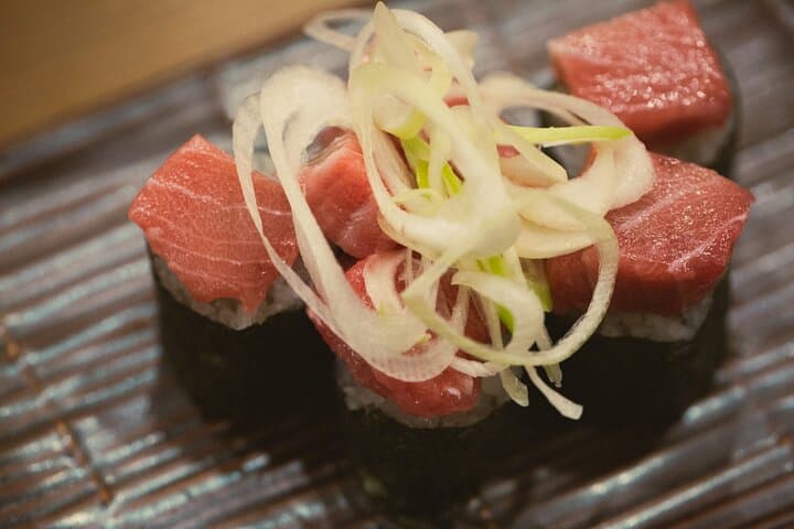 Shinjuku Izakaya and Golden Gai Bar Hopping Tour — photo 16