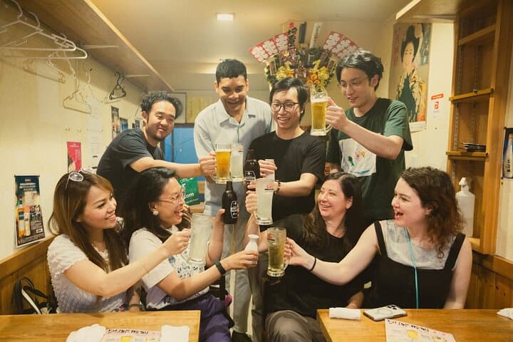 Shinjuku Izakaya and Golden Gai Bar Hopping Tour — photo 5