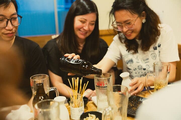 Shinjuku Izakaya and Golden Gai Bar Hopping Tour — photo 10
