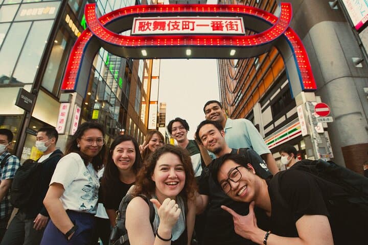 Shinjuku Izakaya and Golden Gai Bar Hopping Tour — photo 14