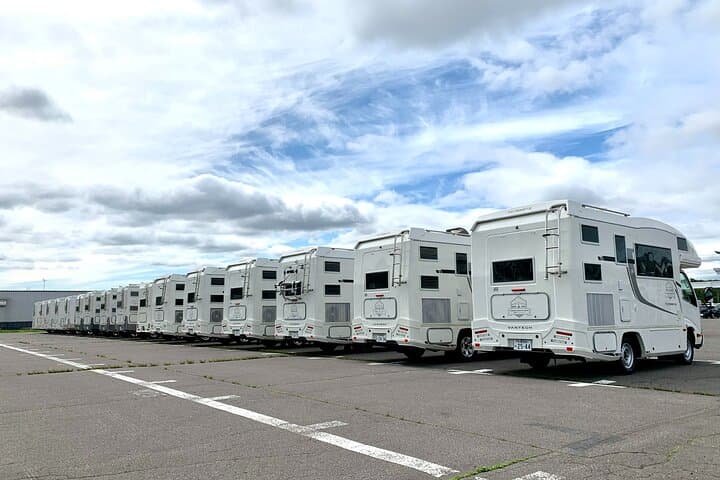 Luxury Camping Car rental in Hokkaido Adventure — photo 9